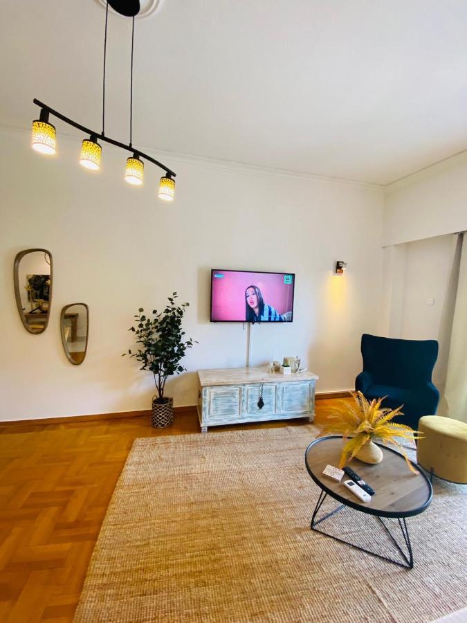 2 Bd Apt In Koukaki 8' Away From Acropolis Athens Exterior photo