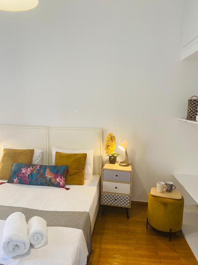 2 Bd Apt In Koukaki 8' Away From Acropolis Athens Exterior photo