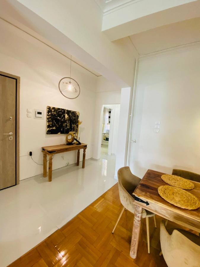 2 Bd Apt In Koukaki 8' Away From Acropolis Athens Exterior photo